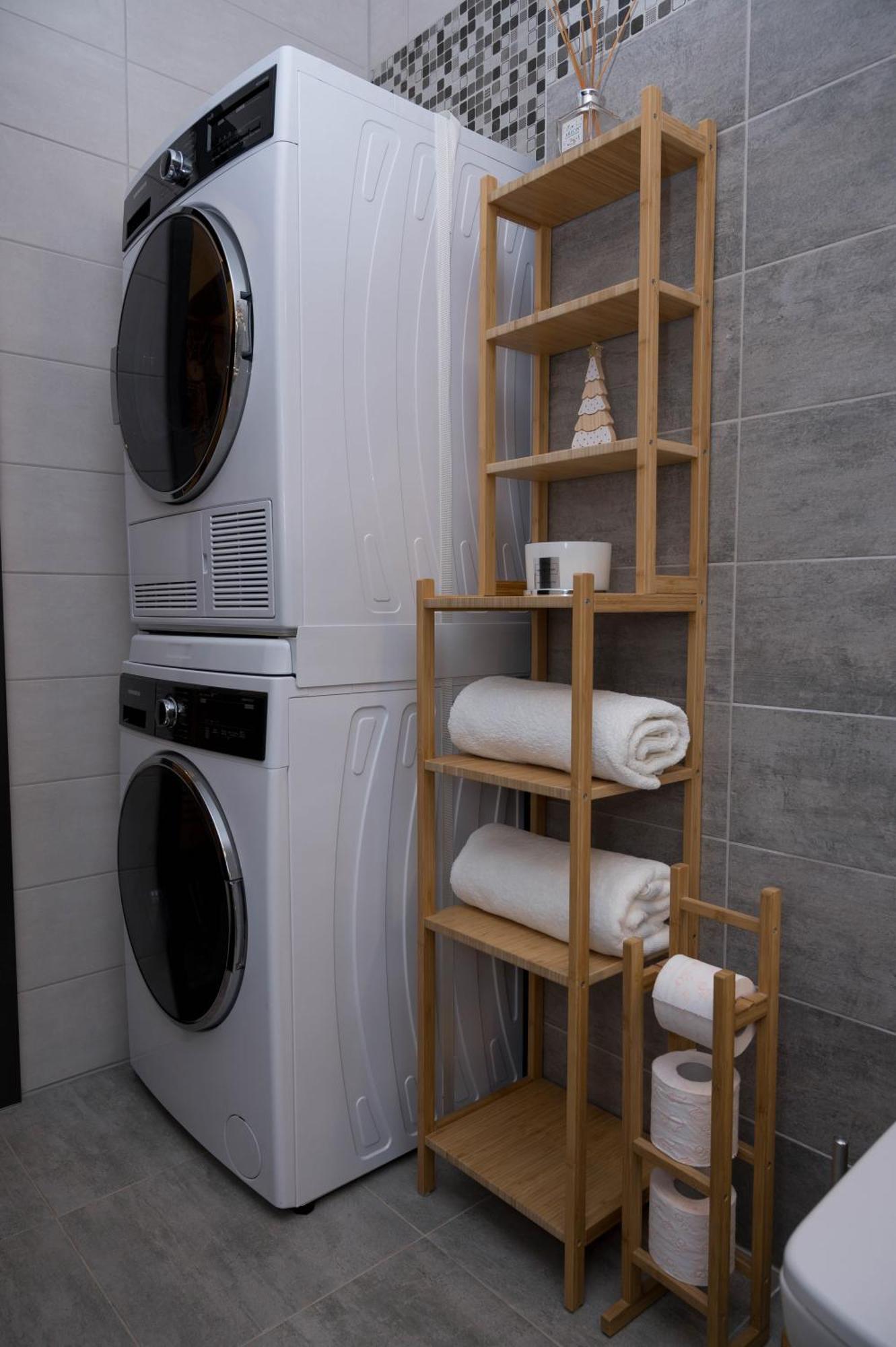 Wooden Touch Apartment *